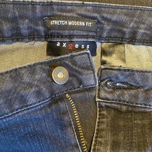 ExpressStretch Modern fit jeans. Black. Size 14